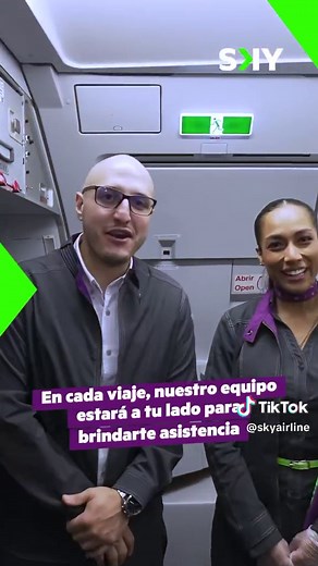 Viaja seguro con SKY Airline y su tripulación profesional