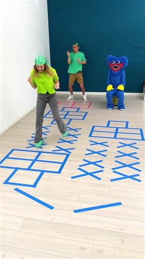 A Ram Sam Sam Dance Challenge