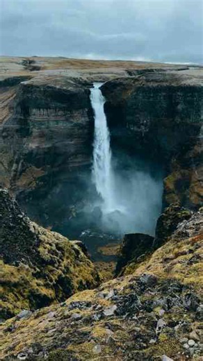 Exploring Iceland’s highlands and its majestic waterfalls