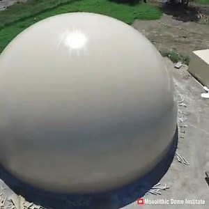 3.5M views · 2.5K shares | These inflatable homes provide shelter in emergency situations.  Via: monolithic.org | Interesting Engineering | Facebook