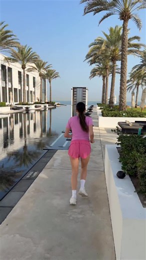 Lara Sullivan | Autistic Runner on Instagram: "From the artic circle ❄️ to desert sun ☀️ This Sunday, race 2 of Run the Spectrum takes me to Dubai, I’m running @burj2burj ❤️ RUN THE SPECTRUM 12 half marathons. 12 months. Exploring how running can be made more accessible for autistic & neurodivergent runners, across very different race environments. Race 2. I’M VERY EXCITED FOR THIS ONE 🧠🌶️🥰"