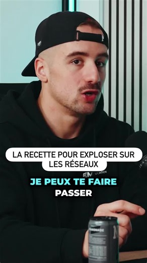 Tu peux aimer ou détester. L’important, c’est que tu le voies. Directeur commercial d’EMF. Head media des TAB. Agent sportif de plusieurs champions du monde d’Hyrox… Théo a beaucoup de casquettes. (Qu’il met souvent à l’envers) Difficile de résumer ce qu’il fait. Encore plus de mesurer l’impact que ça a. Dans ce Coaching Talk, on inverse les rôles. Pour une fois, Théo ne pose pas les questions. Il répond. D’où vient-il ? Comment a-t-il découvert le CrossFit ? Où a-t-il rencontré Ruben et Jules ?
