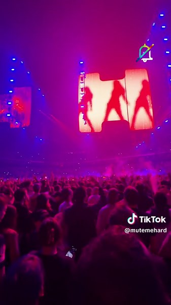 DAMSO et VALD : Un Concert Éblouissant à 40 000