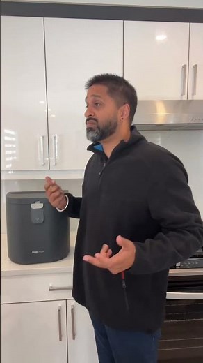 Dealing with Kitchen Compost Odor? Try This!