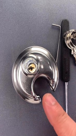 Lockpickinglawyer on Reels