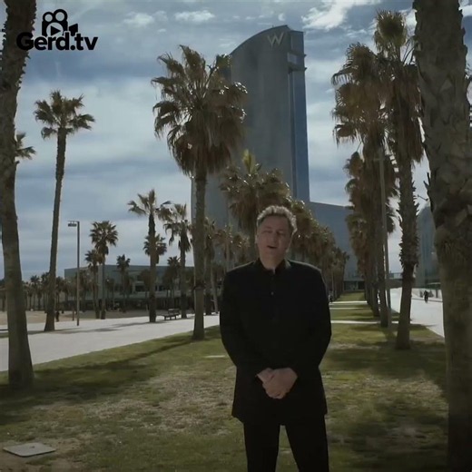 Technology vs Humanity: Prescient video shot in Barcelona, 2017: "Within a decade..."