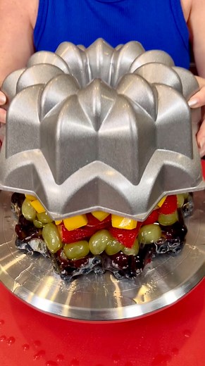 Mistie Knight on Instagram: "Beautiful & Delicious! 🍓 #easyrecipes #easydesserts #fruitrecipes"