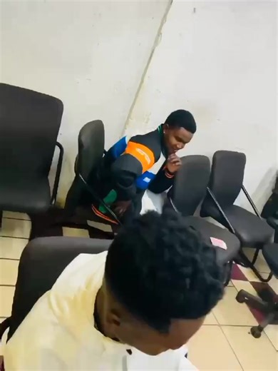 Being a barber gone wrong. #fypageシ #fypviralシ #barbershop #trendingreel #trendingvideo | Sinethemba Nabiso