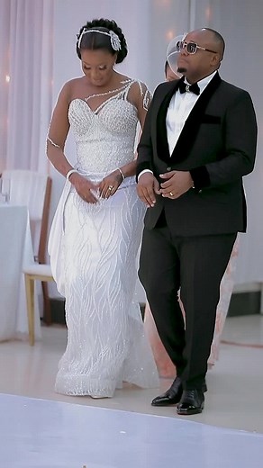 Elegant Wedding Ceremony Highlights Featuring Stunning Attire