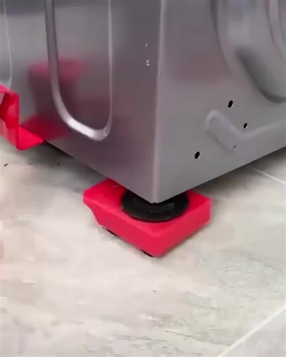 453 reactions · 50 shares | Presúvajte ťažký nábytok bez poškodenia alebo poškriabania podlahy! ✔️Prenesie všetok ťažký nábytok a spotrebiče ✔️Unesie až 150 kg ✔️Bráni poškriabaniu podlahy ✔️Riešenie vhodné na rôzne typy podláh  https://frilla.sk/výrobok/set-of-furniture-sliders-liftrollers?sp=7714i997 | Frilla | Facebook