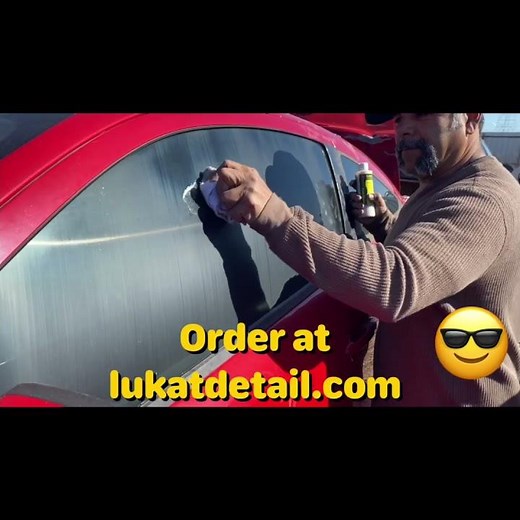 LUKAT Super Polish A Polish For Cleaning Dust Streaked Windows Old Car Paint Hazy Headlights