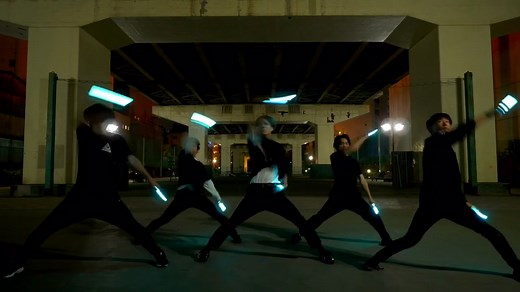 Bluma to Lunchでリズミカルなヲタ芸🕺#blumatolunch #bloomvase #ヲタ芸 #ブルマとランチ