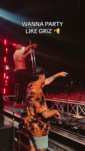 @GRiZ WAS ALL THE VIBES ⚡️