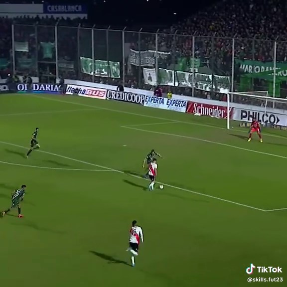 Julian Alvarez: Mastering Efootball Skills