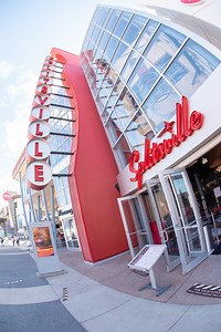 1.3K views · 23 reactions | Splitsville at Disney Springs doesn't just offer a fun night of bowling, but there are also lots of delicious menu items for you to choose from!  Here are some of the tasty bites we tried on our most recent visit! ️ Video by @stephshuster #disneyworld #disneysprings #wdw #disney100 #disneyfood #disneyfoodie #splitsville #disneyspringsfood #disneyrestaurant #waltdisneyworld #disneytrips #disneytip | WDW Magazine | Facebook