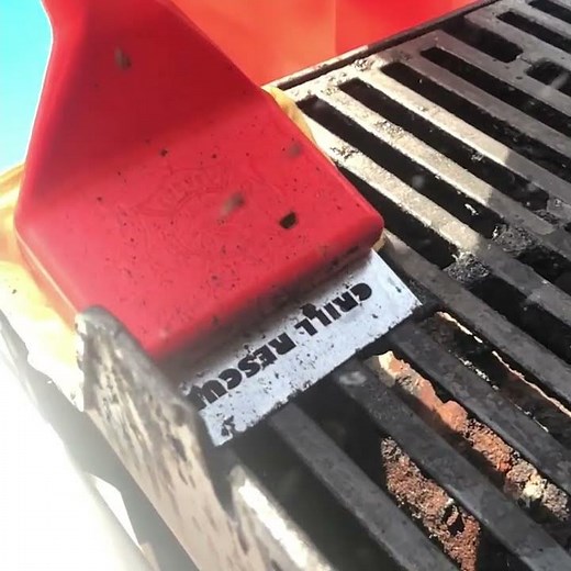 Grill Brush - How to use