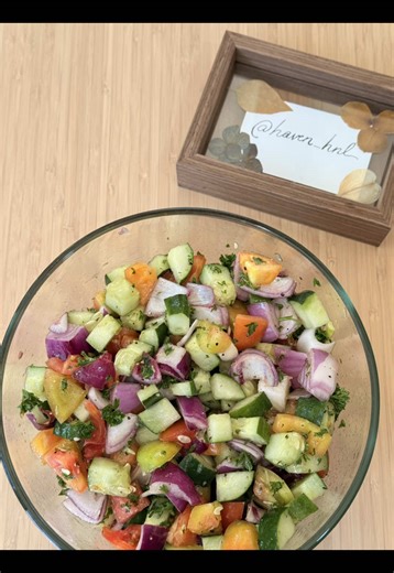 Warmer weather is on the way, and so refreshing recipes should be too. This salad is such a great side dish to so many things that you just can’t go wrong making it on repeat! #havenhnl #shirazisalad #easyhealthyfood #easyrecipesathome