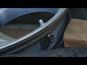 2012 Toyota Venza TPMS Sensor and Light Reset "THERE IS NO SECRET BUTTON INSIDE"