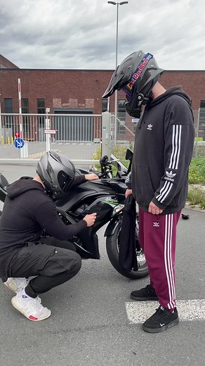 Back to the Good old Days ! #fyp #viral #motorrad #cringe #fy #bikelife #motorcycle