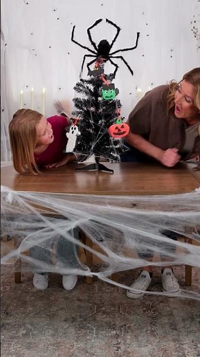 🎃 Make a Spooky Halloween Decoration!
