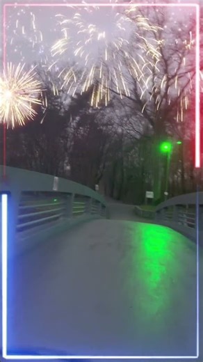 🎉 Χρόνια Πολλά Βασίληδες & Βασιλικές! Η Γιορτή του Αγίου Βασιλείου 🥂