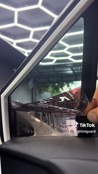Asmr 🔊…. #windowtinting #tint #tinting #windowtint #tinte #tinta #polarizado #asmr