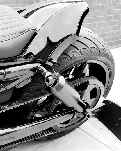 2.5K views · 53 reactions | Arnott Air Suspension & Avon Cobra Chrome Fat Tyres We have both in stock at Rollies Speed Shop 落️ For the Best V-Rod Parts go here... https://rolliesspeedshop.com/10-best-upgrades-for-v-rods/ | Rollies Speed Shop | Facebook