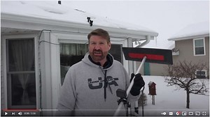 Snow on Solar Panels: Does it Pay to Remove It? - Iconic Energy