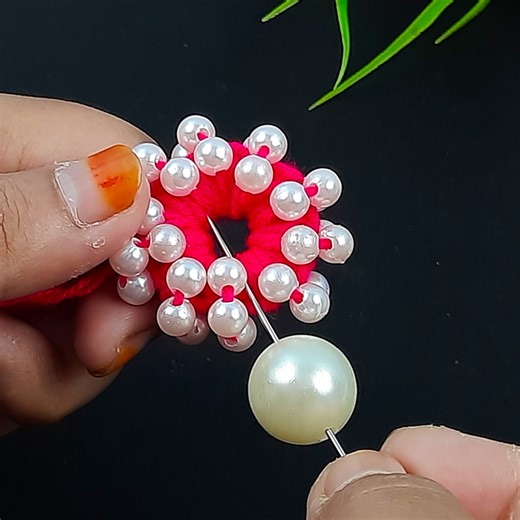 Easy Color Blending flower with Variegated Thread - Embroidery | Dian Embroidery