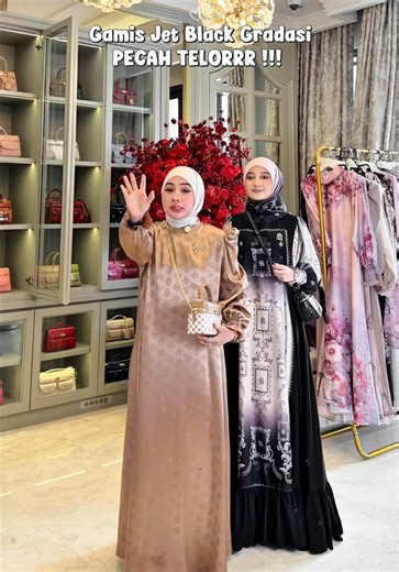 Gamis Gradasi Terbaru dari Shella Saukia