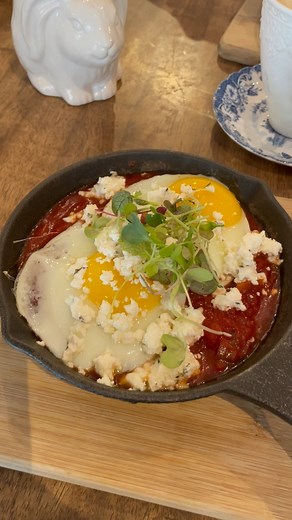 Middle Eastern breakfast | Karim Jovian