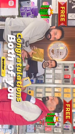 𝕋𝕒𝕟𝕖𝕛𝕒 𝕄𝕠𝕓𝕚𝕝𝕖 & ℂ𝕠𝕞𝕡𝕦𝕥𝕖𝕣 on Instagram: "Christmas Offer 🎄🎁 🎁🧧 #christmas #gift #virals #padampur #viralvideos"