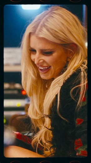 The final #BTS video for Part 1 of #NashvilleCanyon is here ✨This one takes you inside the making of #Breadcrumbs — a song so close to my heart paving the way for all the rest to be born under the stars of a dream and divine purpose. It has all been such a meaningful journey!!! Now, all 5 BTS videos are out for you to watch and feel the experience of the process, the people, and the soul behind this EP. | Jessica Simpson