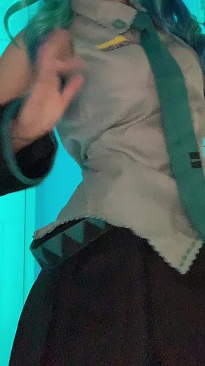 Miku 2.0 💙 reusing this audio cuz Im finally able to use the full audio for miku’s verse💟 #fyp #miku #mikucosplay #vocaloid #vocaloidcosplay #mikuvocaloid #vocaloidmiku #hatsunemiku #hatsunemikucosplay #hatsunemikuvocaloid #mikuhatsune #mikuhatsunecosplay #anime #cosplay #cosplaygirl #cosplayer #cosplays #fypシ