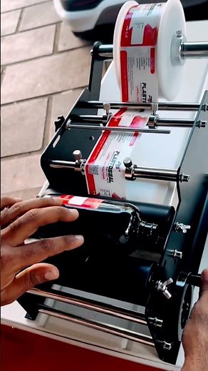 Manual round bottle sticker labelling machine | MT 30 Bottle labelling machine