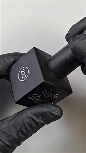 Vampire Nails Tutorial - by Alina Hoyo Nail Artist