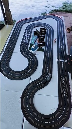 A very fast slot car on track #slotcar #fastcars