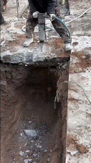 Abandoned Building | Cement Slab Crushing Demo