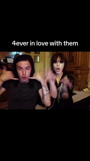 THEYRE BOTH SO CUTIEE #lexusamanda #blacklistedme #nickmatthews #nicholasmatthews #getscared @Lexus amanda