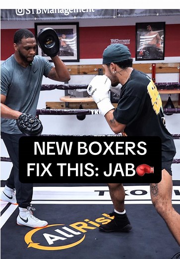 Mastering the Jab: Essential Tips for Beginners in Boxing