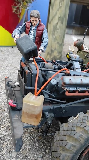 #truckrc #modelfestival #actionfigures #cestpassorcier #backtothefuture #fyp #marty #mcfly #martymcfly #rcrealistic