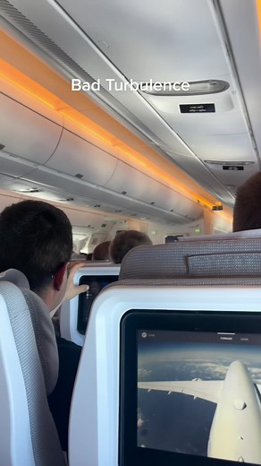 Terrifying Lufthansa Airplane Turbulence Incident 2023