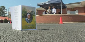 Laurel County funeral home holds drive-thru service