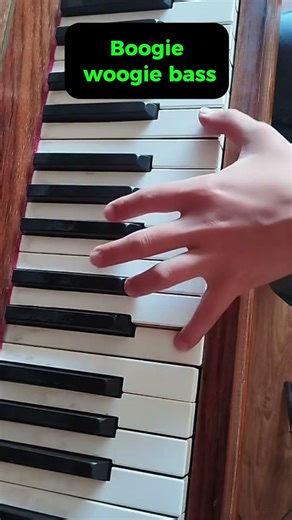 Boogie Woogie en Do 🎹🔥 (mano izquierda fácil)
