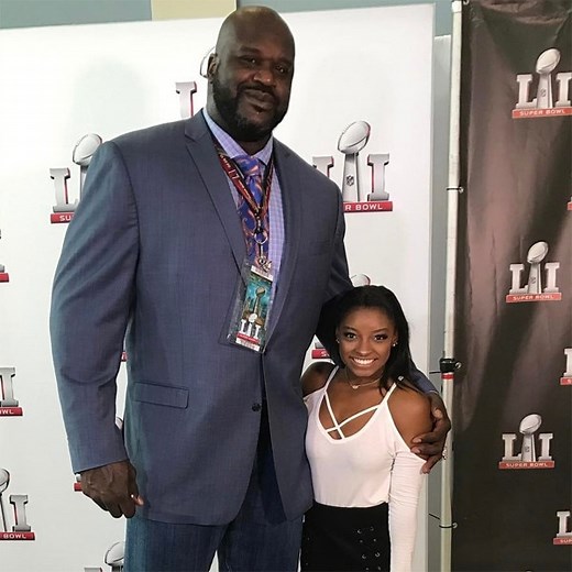 Simone Biles & Shaq Win the 2017 Super Bowl With One Photo