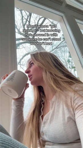 LOOK!! It just wouldn’t hurt… 🫣 #countrymusic #singersongwriter #getyaback #outnow #newmusic