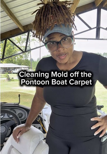 Effective Mold Removal from Pontoon Boat Carpet