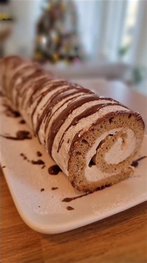Delicious CHRISTMAS Gingerbread Cake Roll Recipe #short