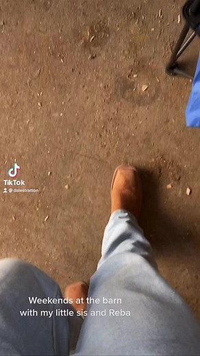 Weekends spent in a cattle barn are more fun #ITriedItIPrimedIt #fyp #cattle #yellowstone