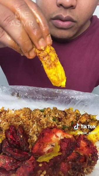 Nikmati Nasi Kandar Azhar Maju yang Menggoda